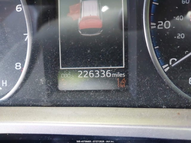 Toyota RAV4 LE 2017 JTMZFREV7HJ712736 Image 16
