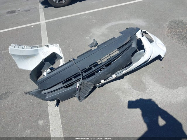 Toyota RAV4 LE 2017 JTMZFREV7HJ712736 Image 12