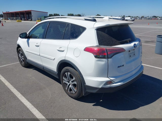 JTMZFREV7HJ712736 Toyota RAV4 LE