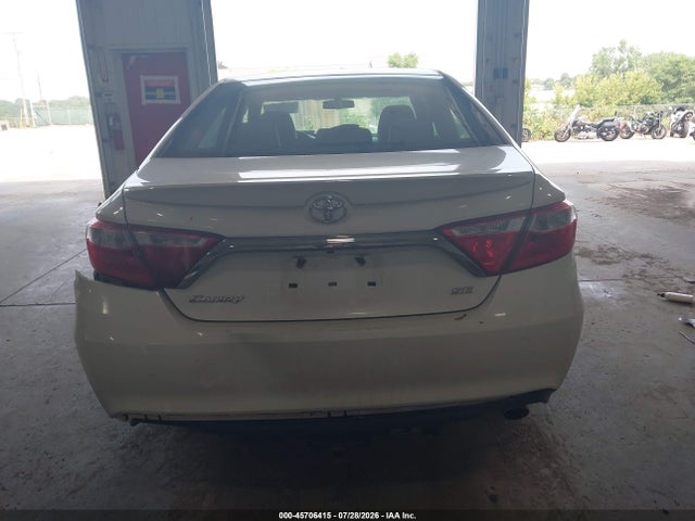 Aukcja sprzedaży 2015 Toyota Camry Se, vin: 4T1BF1FK7FU083381, numer aukcji: 45706415