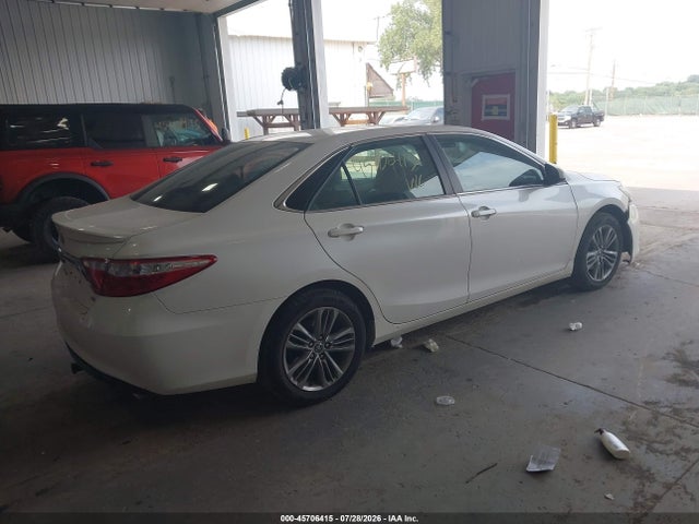 Aukcja sprzedaży 2015 Toyota Camry Se, vin: 4T1BF1FK7FU083381, numer aukcji: 45706415