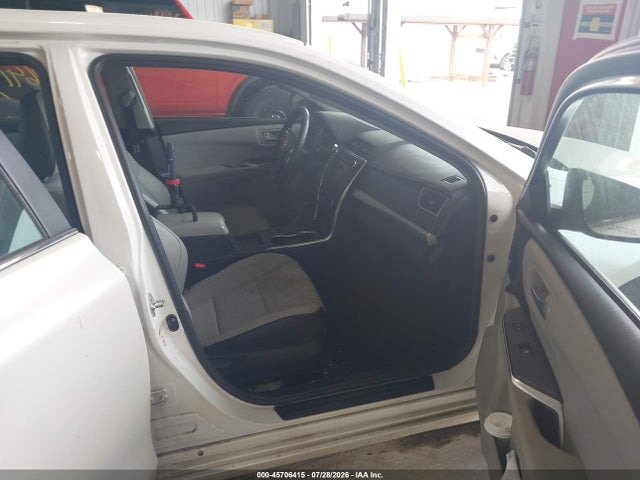 Aukcja sprzedaży 2015 Toyota Camry Se, vin: 4T1BF1FK7FU083381, numer aukcji: 45706415