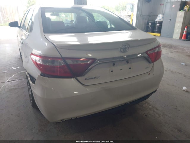 Aukcja sprzedaży 2015 Toyota Camry Se, vin: 4T1BF1FK7FU083381, numer aukcji: 45706415