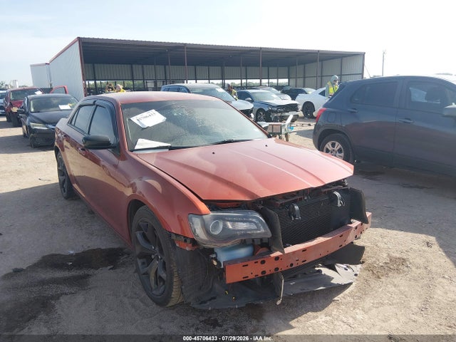 Aukcja sprzedaży 2020 Chrysler 300 Touring, vin: 2C3CCAAG1LH242077, numer aukcji: 45706433