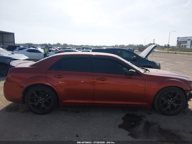45706433 :رقم المزاد ، 2C3CCAAG1LH242077 vin ، 2020 Chrysler 300 Touring مزاد بيع