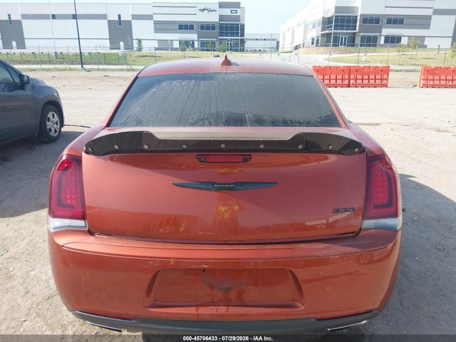 45706433 :رقم المزاد ، 2C3CCAAG1LH242077 vin ، 2020 Chrysler 300 Touring مزاد بيع