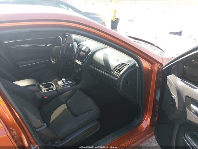 45706433 :رقم المزاد ، 2C3CCAAG1LH242077 vin ، 2020 Chrysler 300 Touring مزاد بيع