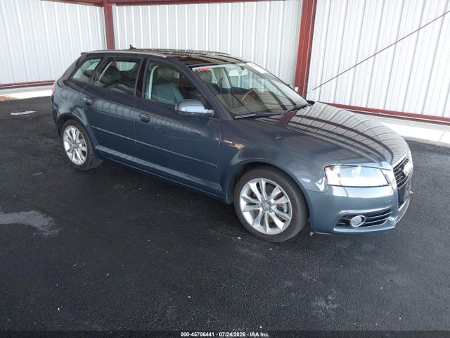 45706441 :رقم المزاد ، WAUFEAFM4DA012869 vin ، 2013 Audi A3 2.0t Premium مزاد بيع