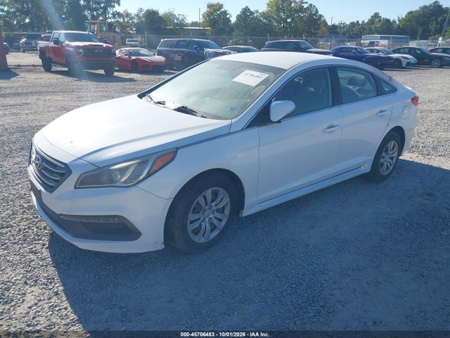 Hyundai Sonata Sport 2015 5NPE34AF2FH053365 Image 2