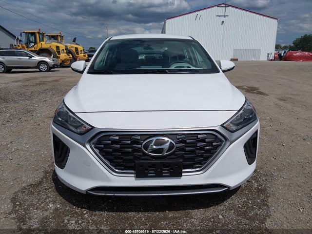 2020 Hyundai Ioniq Hybrid Blue მანქანა იყიდება აუქციონზე, vin: KMHC65LC0LU220942, აუქციონის ნომერი: 45706519