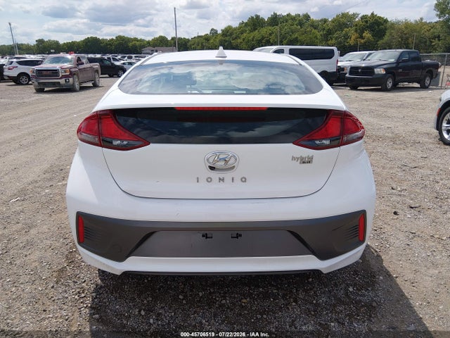 2020 Hyundai Ioniq Hybrid Blue მანქანა იყიდება აუქციონზე, vin: KMHC65LC0LU220942, აუქციონის ნომერი: 45706519