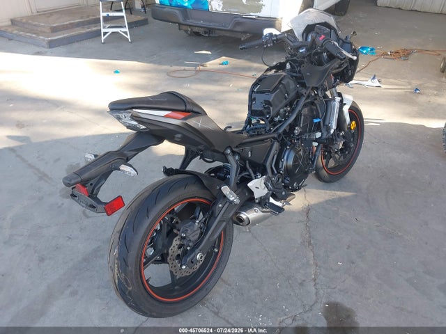 Kawasaki Ex650 R 2023 ML5EXER16PDA90913 Image 4