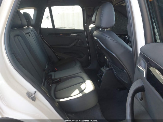 BMW X1 Xdrive28i 2016 WBXHT3C33G5E49967 Image 8