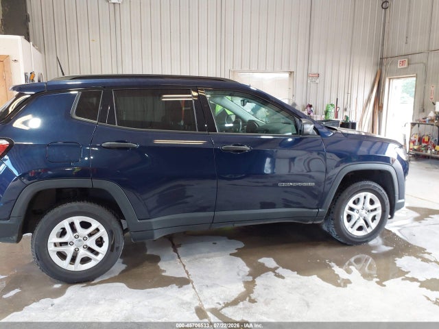 45706533 :رقم المزاد ، 3C4NJDAB8JT392269 vin ، 2018 Jeep Compass Sport 4x4 مزاد بيع