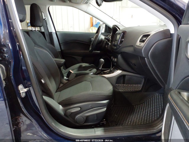 45706533 :رقم المزاد ، 3C4NJDAB8JT392269 vin ، 2018 Jeep Compass Sport 4x4 مزاد بيع
