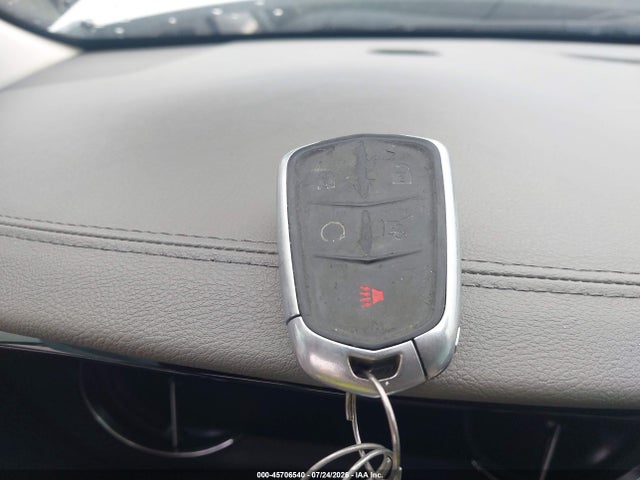 45706540 :رقم المزاد ، 1GYKPCRS3LZ149460 vin ، 2020 Cadillac Xt6 Fwd Premium Luxury مزاد بيع