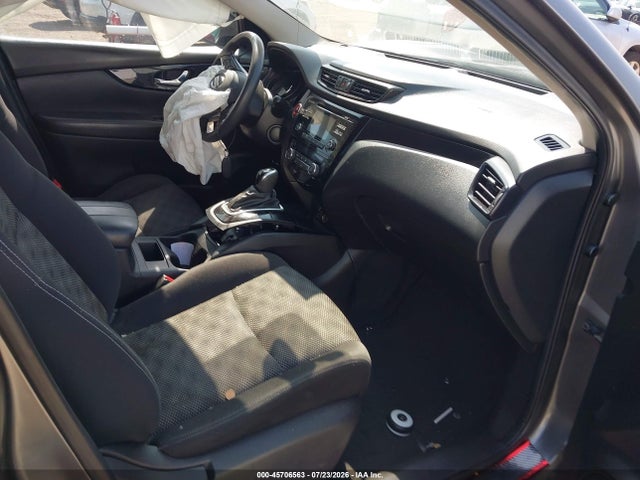 JN1BJ1CR0HW124139 Nissan Rogue Sport Sv