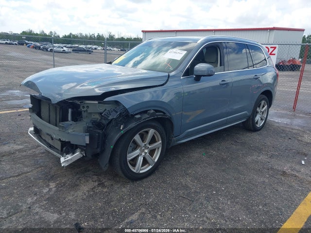 45706566 :رقم المزاد ، YV4102CK9N1828401 vin ، 2022 Volvo Xc90 T5 Momentum 7 Passenger مزاد بيع