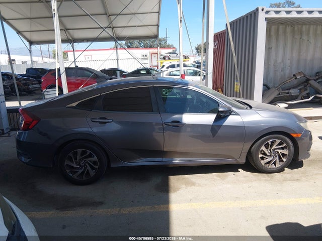 Honda CIVIC EX 2018 2HGFC2F77JH537402 Image 14