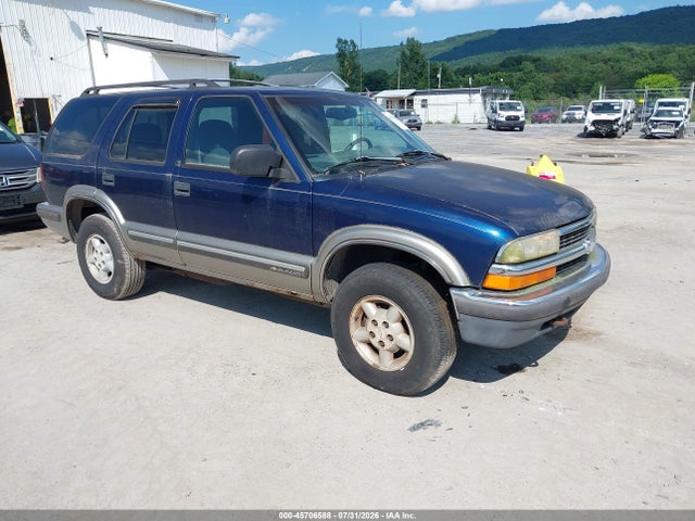 45706588 :رقم المزاد ، 1GNDT13W1W2296908 vin ، 1998 Chevrolet Blazer Ls مزاد بيع