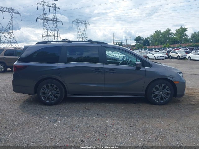 Honda Odyssey Touring 2025 5FNRL6H8XSB002435 Image 13