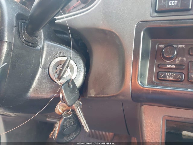 45706600 :رقم المزاد ، JT3HP10V7W7101041 vin ، 1998 Toyota Rav4 مزاد بيع