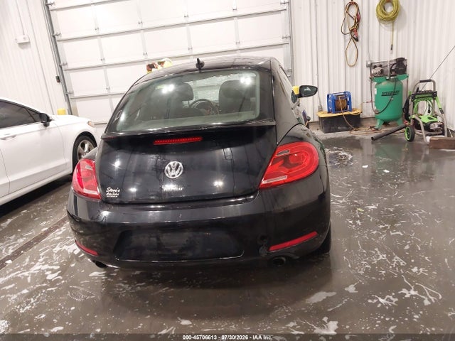 2013 Volkswagen Beetle 2.0t Fender Edition მანქანა იყიდება აუქციონზე, vin: 3VWV67AT0DM656012, აუქციონის ნომერი: 45706613
