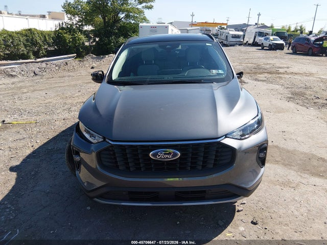 1FMCU0E11SUA55728 Ford Escape Phev