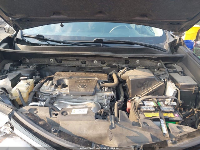 Toyota Rav4 Xle 2018 JTMRFREVXJJ196670 Image 10