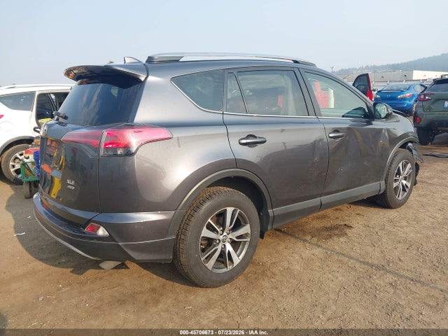 Toyota Rav4 Xle 2018 JTMRFREVXJJ196670 Image 4