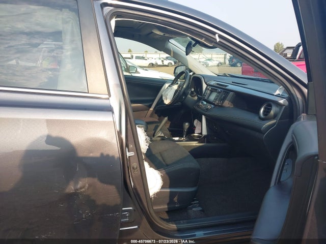 Toyota Rav4 Xle 2018 JTMRFREVXJJ196670 Image 5