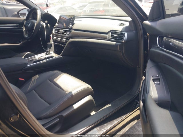 45706707 :رقم المزاد ، 1HGCV1F37NA097108 vin ، 2022 Honda Accord Sport مزاد بيع