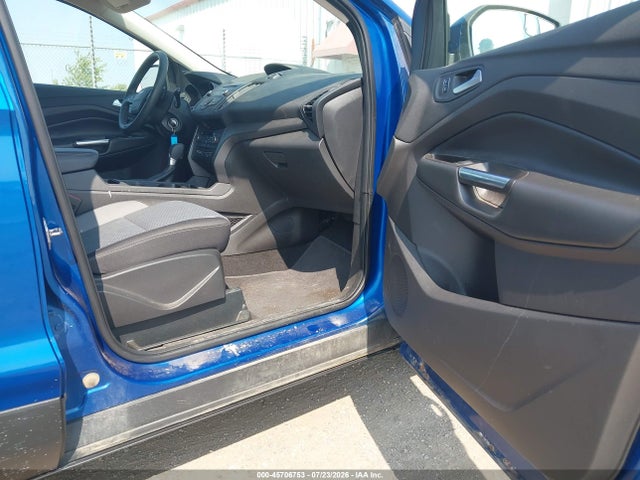 Продаж на аукціоні авто 2017 Ford Escape Se, vin: 1FMCU9GDXHUE18516, номер лоту: 45706753