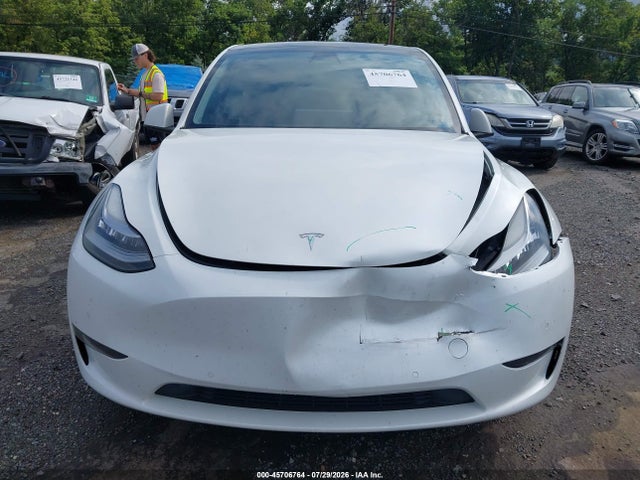 45706764 :رقم المزاد ، 5YJYGDEEXMF266742 vin ، 2021 Tesla Model Y Long Range Dual Motor All-wheel Drive مزاد بيع