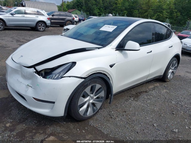 45706764 :رقم المزاد ، 5YJYGDEEXMF266742 vin ، 2021 Tesla Model Y Long Range Dual Motor All-wheel Drive مزاد بيع