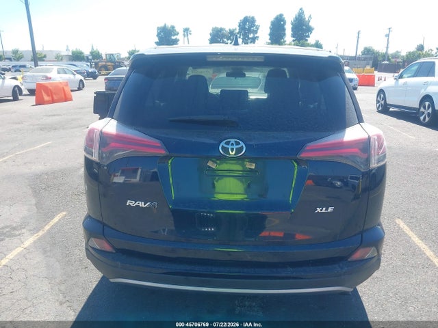 Toyota Rav4 Xle 2017 JTMWFREV2HJ146178 Image 16
