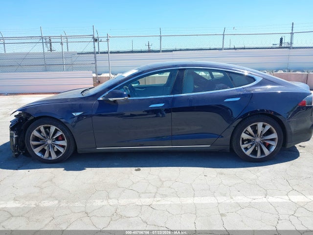 45706786 :رقم المزاد ، 5YJSA1H25FFP79746 vin ، 2015 Tesla Model S 70d/85d/p85d مزاد بيع