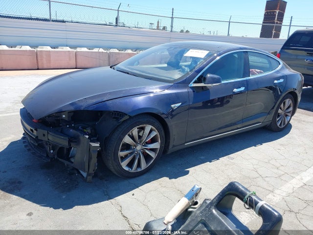 45706786 :رقم المزاد ، 5YJSA1H25FFP79746 vin ، 2015 Tesla Model S 70d/85d/p85d مزاد بيع