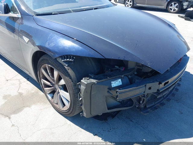 45706786 :رقم المزاد ، 5YJSA1H25FFP79746 vin ، 2015 Tesla Model S 70d/85d/p85d مزاد بيع