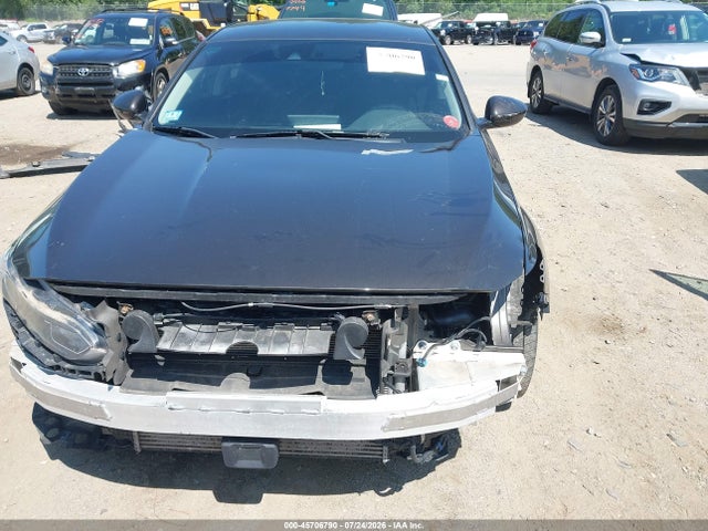 Honda ACCORD LX 2018 1HGCV1F19JA018773 Image 13