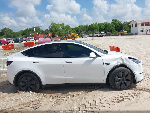 45706809 :رقم المزاد ، 7SAYGDEDXRF097291 vin ، 2024 Tesla Model Y Long Range Single Motor Rear-wheel Drive/rwd مزاد بيع