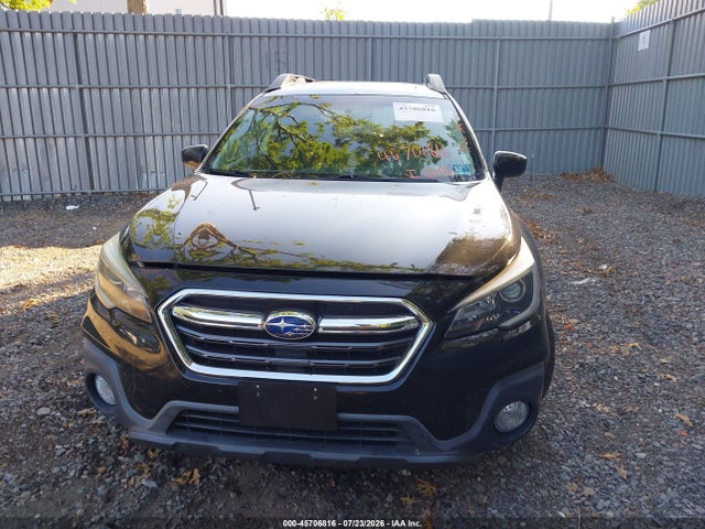 Продаж на аукціоні авто 2018 Subaru Outback 2.5i Premium, vin: 4S4BSACC4J3354078, номер лоту: 45706816