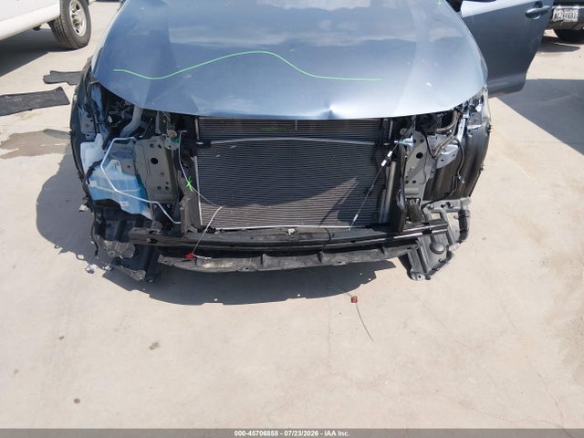 2025 Toyota Corolla Le მანქანა იყიდება აუქციონზე, vin: 5YFB4MDE7SP341284, აუქციონის ნომერი: 45706858