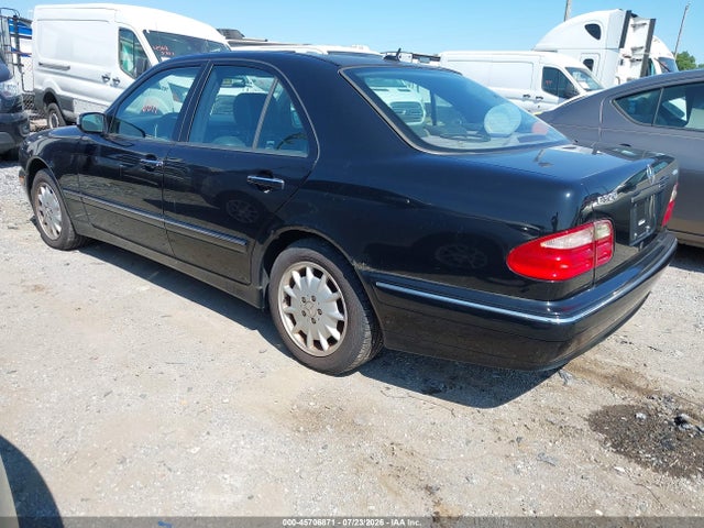 45706871 :رقم المزاد ، WDBJF82J92X065820 vin ، 2002 Mercedes-benz E 320 4m/4m Special Edition مزاد بيع