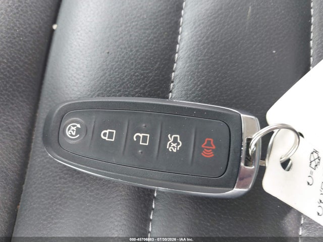 Ford C-max Energi Sel 2015 1FADP5CU8FL122045 Image 11