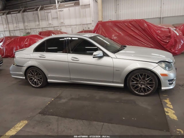 2012 Mercedes-benz C 250 Sport მანქანა იყიდება აუქციონზე, vin: WDDGF4HB6CR197322, აუქციონის ნომერი: 45706908