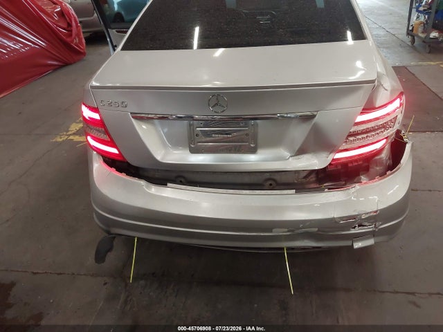 2012 Mercedes-benz C 250 Sport მანქანა იყიდება აუქციონზე, vin: WDDGF4HB6CR197322, აუქციონის ნომერი: 45706908