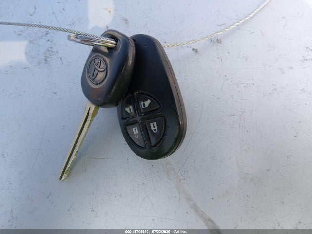 2015 Toyota Sienna Le 8 Passenger მანქანა იყიდება აუქციონზე, vin: 5TDKK3DC5FS631387, აუქციონის ნომერი: 45706913