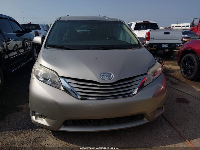 2015 Toyota Sienna Le 8 Passenger მანქანა იყიდება აუქციონზე, vin: 5TDKK3DC5FS631387, აუქციონის ნომერი: 45706913