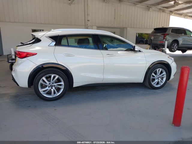 Продаж на аукціоні авто 2017 Infiniti Qx30 Premium, vin: SJKCH5CP3HA037462, номер лоту: 45706921